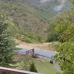 Ξενωνασ Θεα