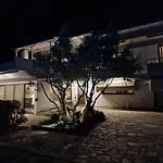 Turquoise Villa Loutraki