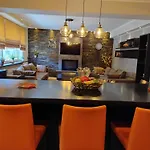 Mirabilia Guest House