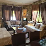 Akis House