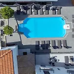 Yianna Hotel