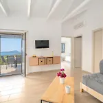 Eleonas Holiday Houses