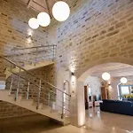 Villa Elia, By Hellocrete