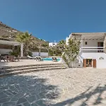 4 Bedroom Villa Valerie With Private Swimming Pool