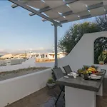 Mandrakia House