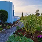 Villa Bella - Your Ideal Oriental Greek Adventure