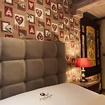 Alexandros Guesthouse
