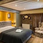 Alexandros Guesthouse