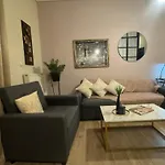 Luxury Seafront House Nearby Delphi