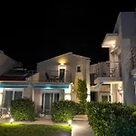 Yalos Beach Maisonettes