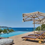 Althea Lavish Estate - Villa & Suite