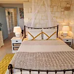 Margarita\'S Escape Villa