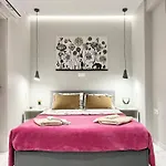 Blueline Apartment 2