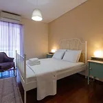 Modern Bay Apartment