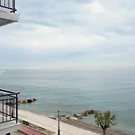 Riviera Hotel