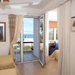 Hotel Elena