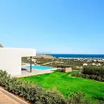 Villa Kamelia With Pool