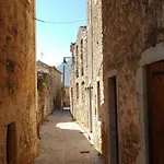 Nikolas Place