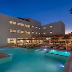 Cabana Blu Hotel & Suites
