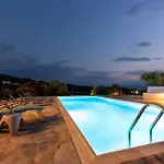 Marianne\'S Olive Grove - Villa Loutraki