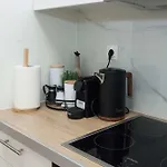 Fresh Urban 1 Bd Apt With Balcony In Zografou