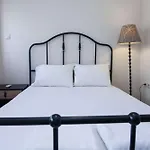 Elegant Spacious 2Bd Apt With Balcony In Petralona