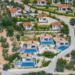 Fiora Villas