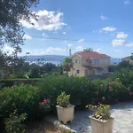 Despina Studios And Apartments