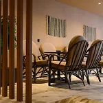 Cove Luxury Suites