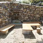 Skyros Refuge