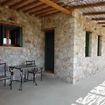 Skyros Refuge