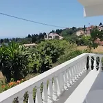 Nikolas House