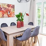 Sophisticated Apt In Charming Kifisia