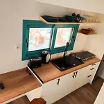 Tiny Haus Komos