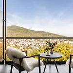 The Lynx Mountain Resort
