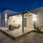 Villa Jessy 150M² With Full Privacy