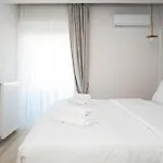Margo Luxury Living 2 By 8Essentially