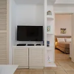 Mitos Suites