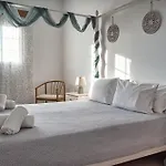 Nikolas Apartment