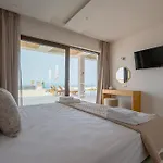 Lamar Private Luxury Villas