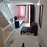 Alex Oldtown Sea View Rooms And Appartments