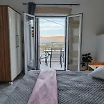 Jacob\'S Sunrise Cottage