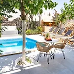 Danae Villa
