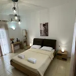 Giannis Pool Villas In Kastelos