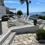 Villa Kalliope Theater-Like Sea Views 4 Bedrooms