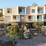 Floating Cube Villas Aegina