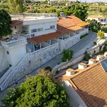 Pansion Koroni L\'Antic