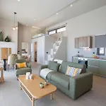 Brand New High-End Villa Luna