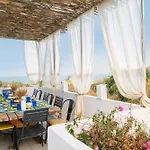 Villa Lira Pure Serenity & Sea Views 3Br