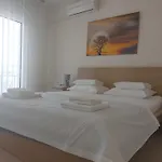 Theos Apartment